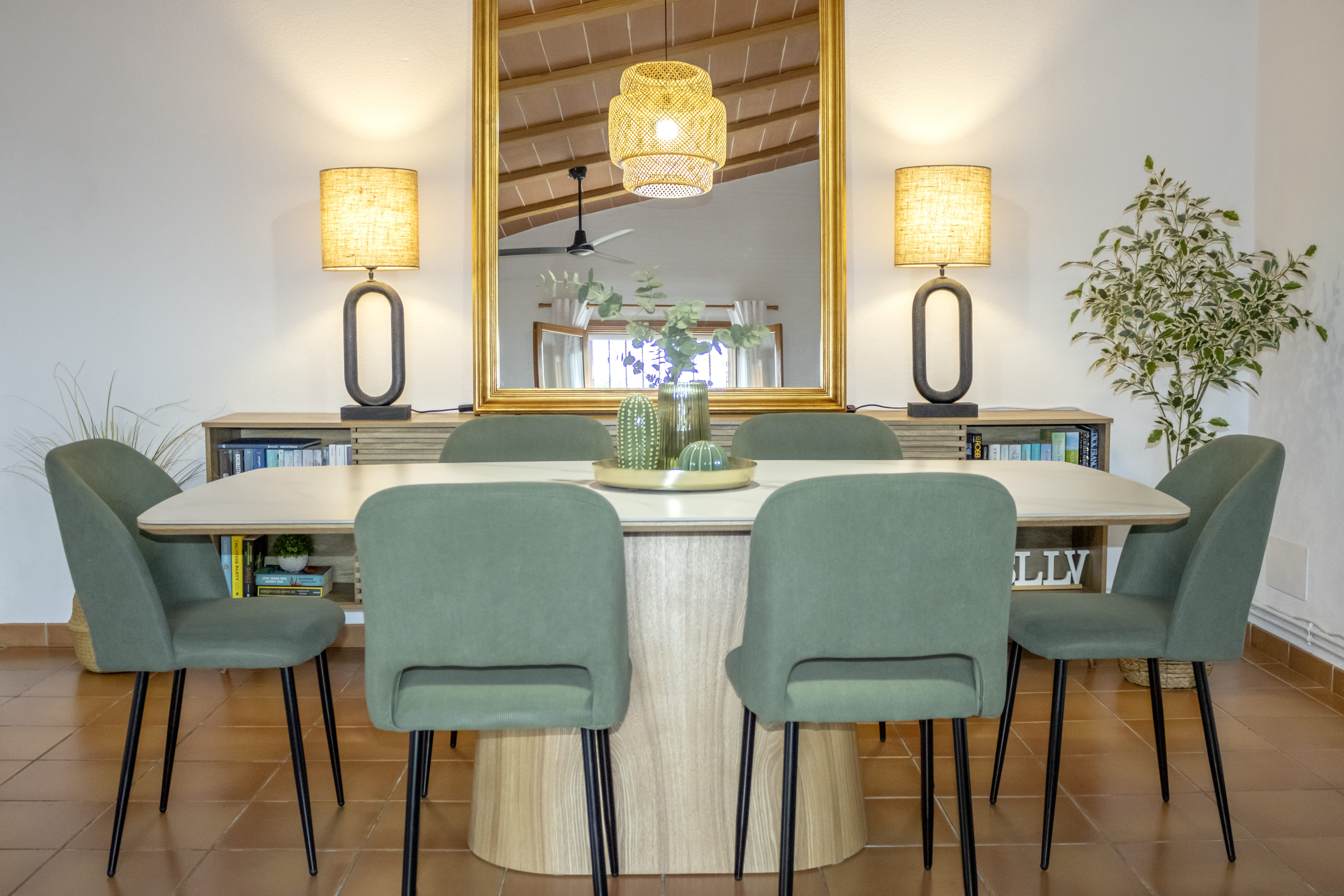 Living and dining area